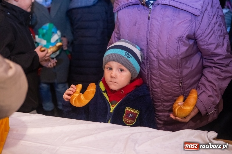 Zdjęcie w galerii na portalu naszraciborz.pl: Święty Marcin zawitał do Tworkowa wiadomości z regionu