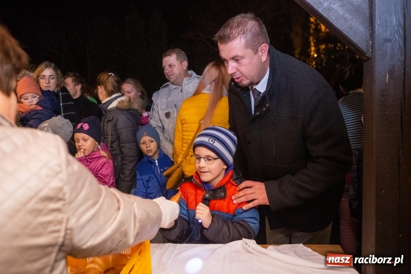 Zdjęcie w galerii na portalu naszraciborz.pl: Święty Marcin zawitał do Tworkowa wiadomości z regionu
