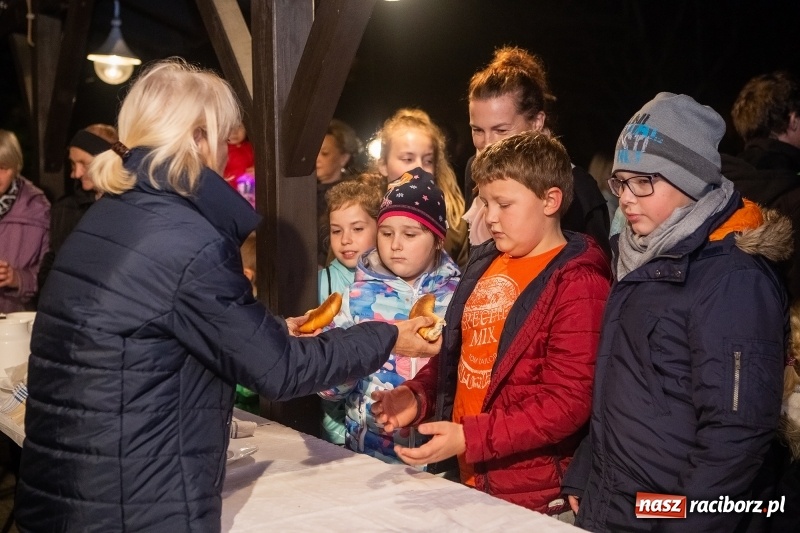 Zdjęcie w galerii na portalu naszraciborz.pl: Święty Marcin zawitał do Tworkowa wiadomości z regionu