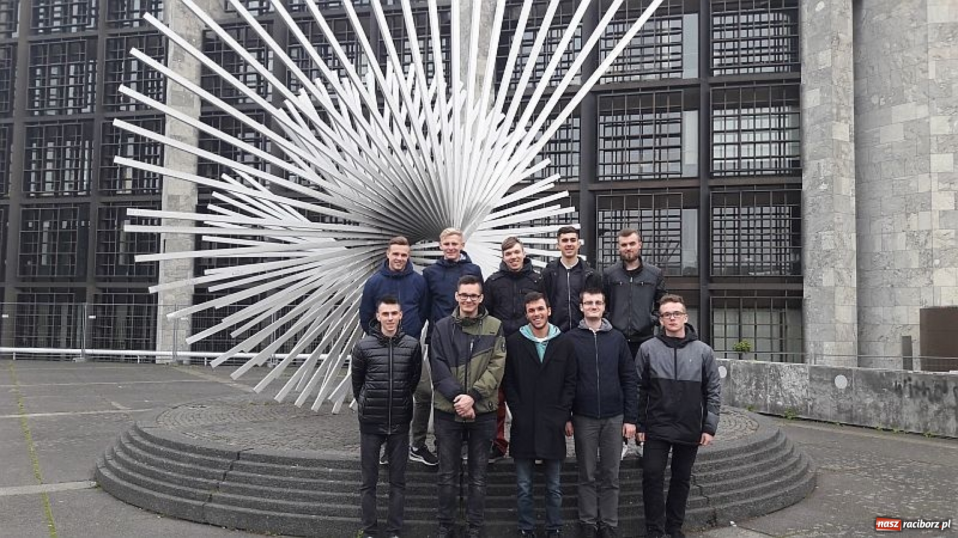 Zdjęcie w galerii na portalu naszraciborz.pl: Uczniowie z Mechanika pozdrawiają z Moguncji  wiadomości z regionu