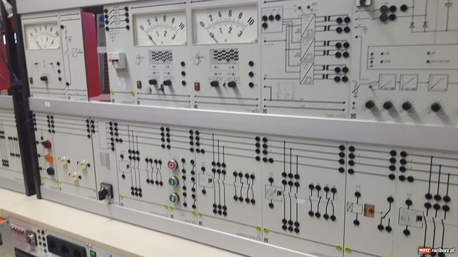 Zdjęcie w galerii na portalu naszraciborz.pl: Uczniowie z Mechanika pozdrawiają z Moguncji  wiadomości z regionu