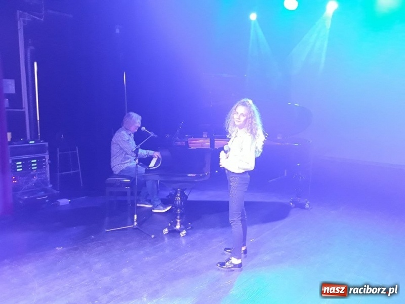 Zdjęcie w galerii na portalu naszraciborz.pl:  Ewelina na 7 Przystanku Krajcok  wiadomości z regionu