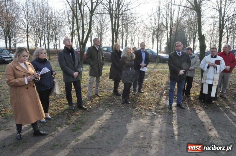 Zdjęcie w galerii na portalu naszraciborz.pl: W Pietrowicach Wielkich oddano do użytku wieżę widokową FOTO i WIDEO wiadomości z regionu