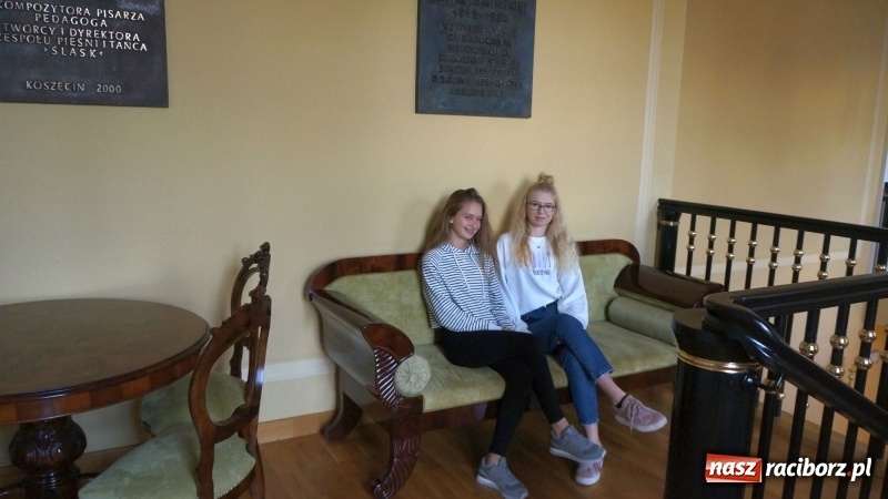 Zdjęcie w galerii na portalu naszraciborz.pl: Frelki z SP18 na warsztatach w siedzibie ZPiT Śląsk wiadomości z regionu