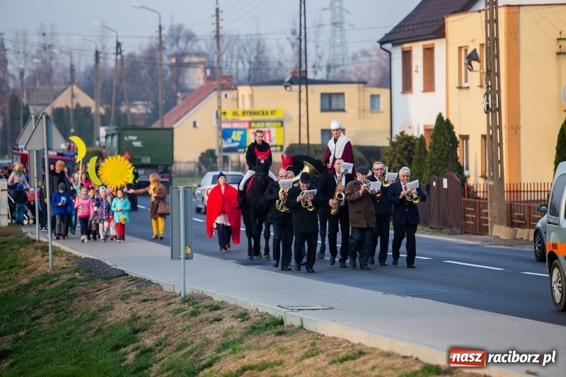 Zdjęcie w galerii na portalu naszraciborz.pl: Rogale i św. Marcin na koniu w Studziennej wiadomości z regionu