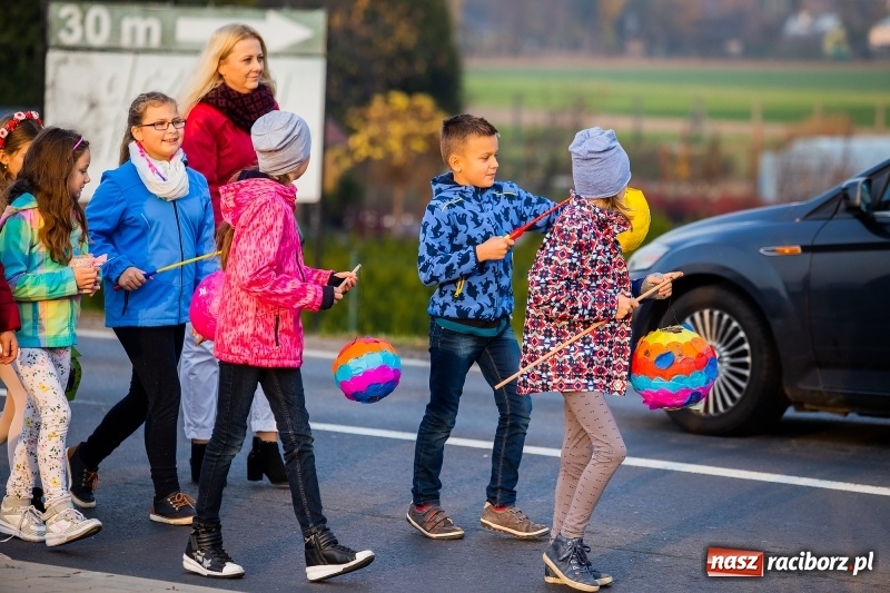 Zdjęcie w galerii na portalu naszraciborz.pl: Rogale i św. Marcin na koniu w Studziennej wiadomości z regionu