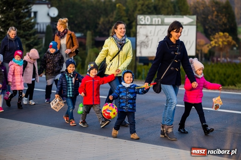 Zdjęcie w galerii na portalu naszraciborz.pl: Rogale i św. Marcin na koniu w Studziennej wiadomości z regionu