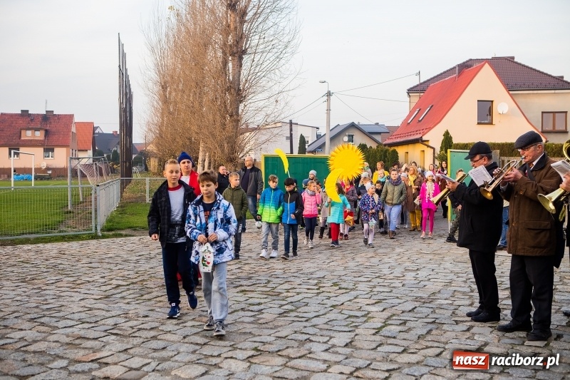 Zdjęcie w galerii na portalu naszraciborz.pl: Rogale i św. Marcin na koniu w Studziennej wiadomości z regionu
