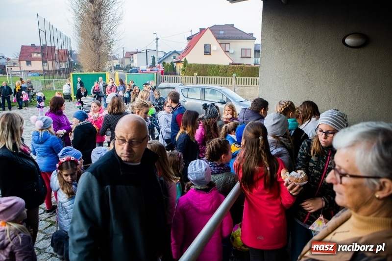 Zdjęcie w galerii na portalu naszraciborz.pl: Rogale i św. Marcin na koniu w Studziennej wiadomości z regionu