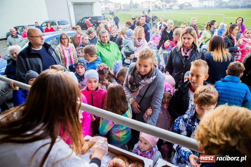 Zdjęcie w galerii na portalu naszraciborz.pl: Rogale i św. Marcin na koniu w Studziennej wiadomości z regionu