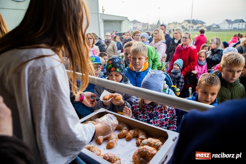 Zdjęcie w galerii na portalu naszraciborz.pl: Rogale i św. Marcin na koniu w Studziennej wiadomości z regionu