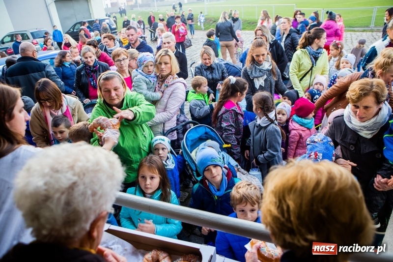 Zdjęcie w galerii na portalu naszraciborz.pl: Rogale i św. Marcin na koniu w Studziennej wiadomości z regionu