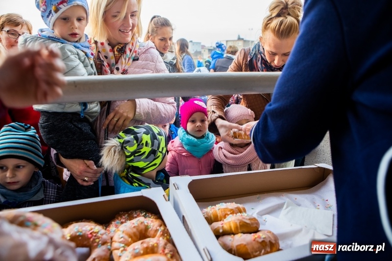 Zdjęcie w galerii na portalu naszraciborz.pl: Rogale i św. Marcin na koniu w Studziennej wiadomości z regionu