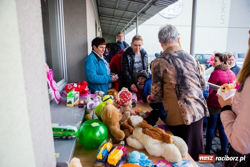 Zdjęcie w galerii na portalu naszraciborz.pl: Rogale i św. Marcin na koniu w Studziennej wiadomości z regionu