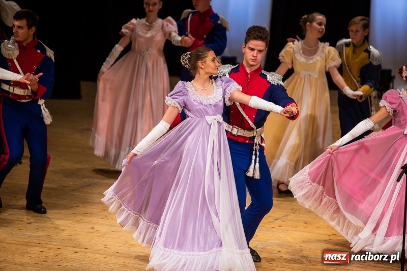 Zdjęcie w galerii na portalu naszraciborz.pl: Koncert Pod Strzechą Niepodległości w RCK wiadomości z regionu