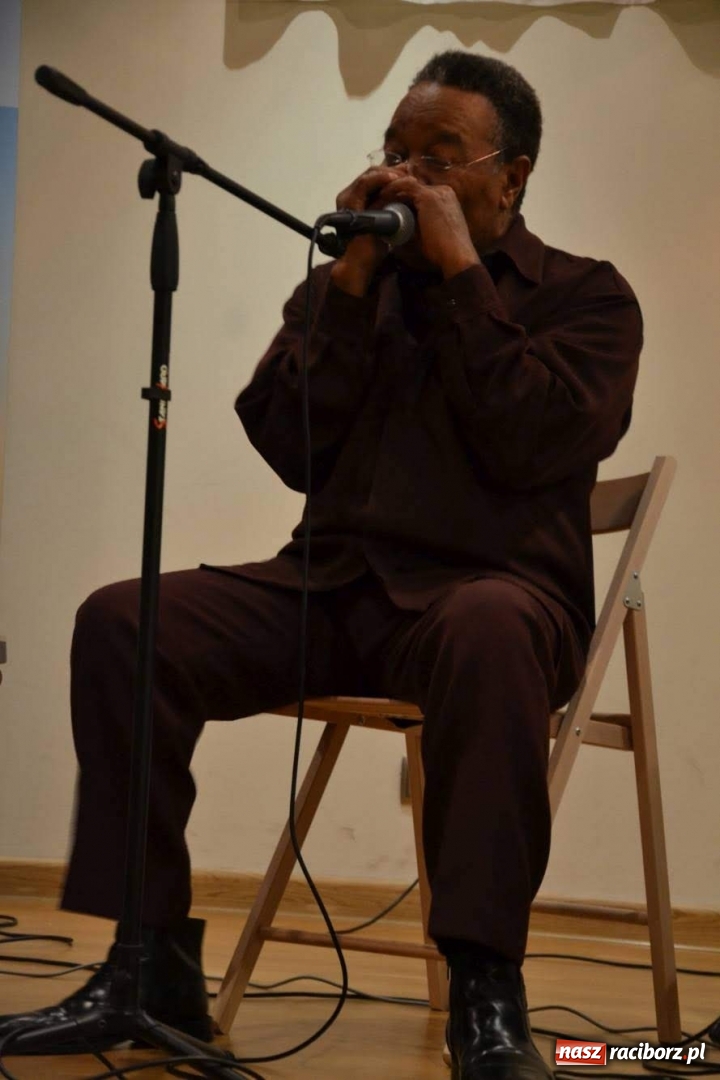 Zdjęcie w galerii na portalu naszraciborz.pl: Blues Combo. Koncert Motywy Bluesa nr 10 na Zamku Piastowskim  wiadomości z regionu