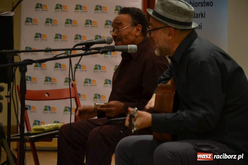 Zdjęcie w galerii na portalu naszraciborz.pl: Blues Combo. Koncert Motywy Bluesa nr 10 na Zamku Piastowskim  wiadomości z regionu