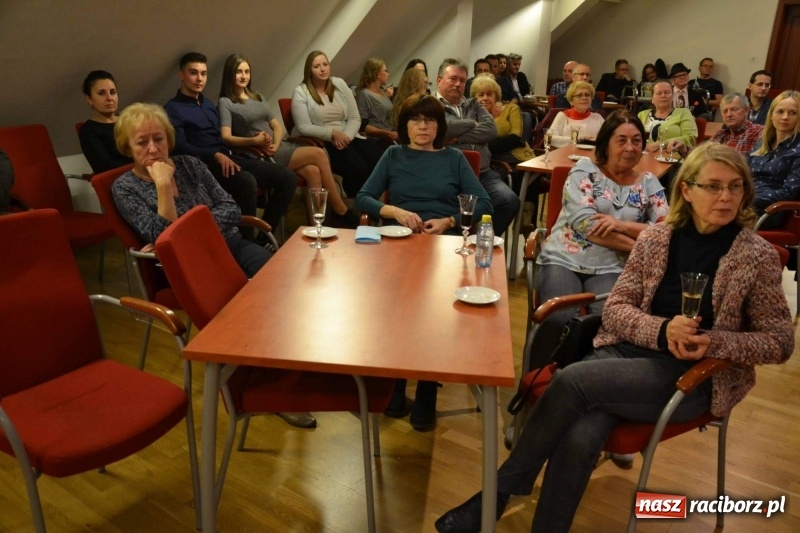 Zdjęcie w galerii na portalu naszraciborz.pl: Blues Combo. Koncert Motywy Bluesa nr 10 na Zamku Piastowskim  wiadomości z regionu