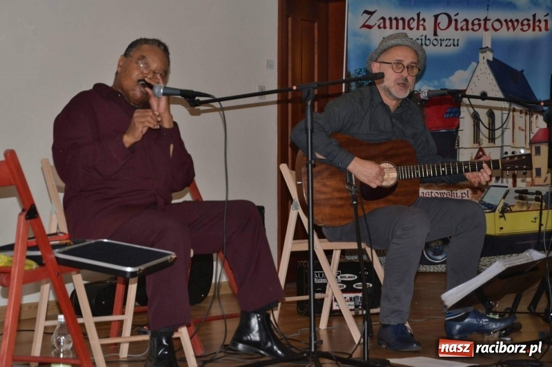 Zdjęcie w galerii na portalu naszraciborz.pl: Blues Combo. Koncert Motywy Bluesa nr 10 na Zamku Piastowskim  wiadomości z regionu
