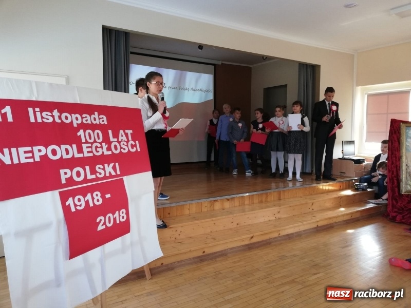 Zdjęcie w galerii na portalu naszraciborz.pl: 100. urodziny Niepodległej w szkole w Ocicach  wiadomości z regionu
