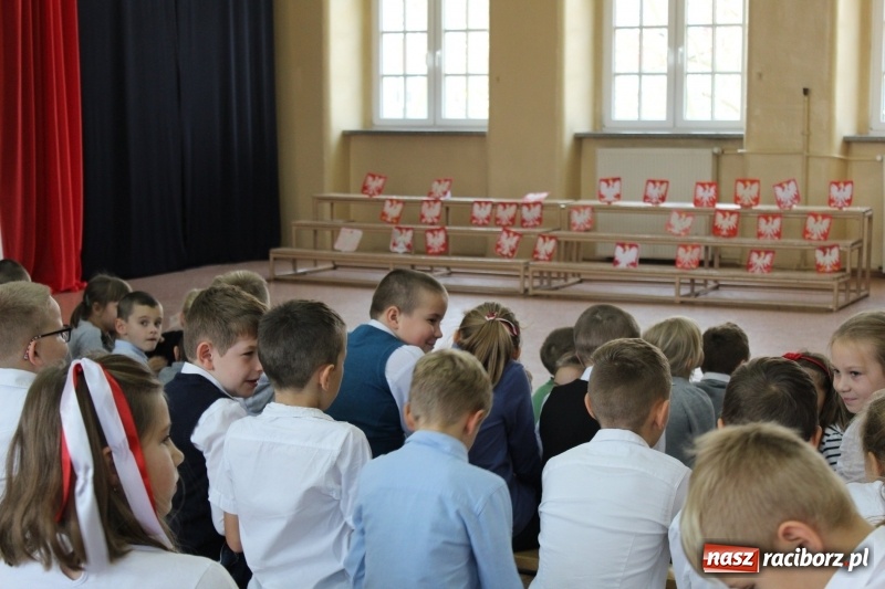 Zdjęcie w galerii na portalu naszraciborz.pl: Warsztaty dla Niepodległości w SP-4  wiadomości z regionu