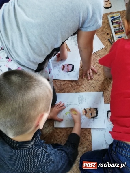 Zdjęcie w galerii na portalu naszraciborz.pl: Warsztaty dla Niepodległości w SP-4  wiadomości z regionu