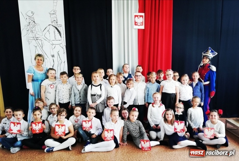 Zdjęcie w galerii na portalu naszraciborz.pl: Warsztaty dla Niepodległości w SP-4  wiadomości z regionu