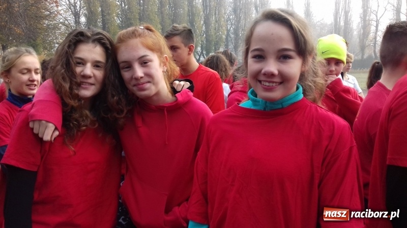 Zdjęcie w galerii na portalu naszraciborz.pl: 100 km na 100-lecie niepodległości Polski w SP 15  wiadomości z regionu