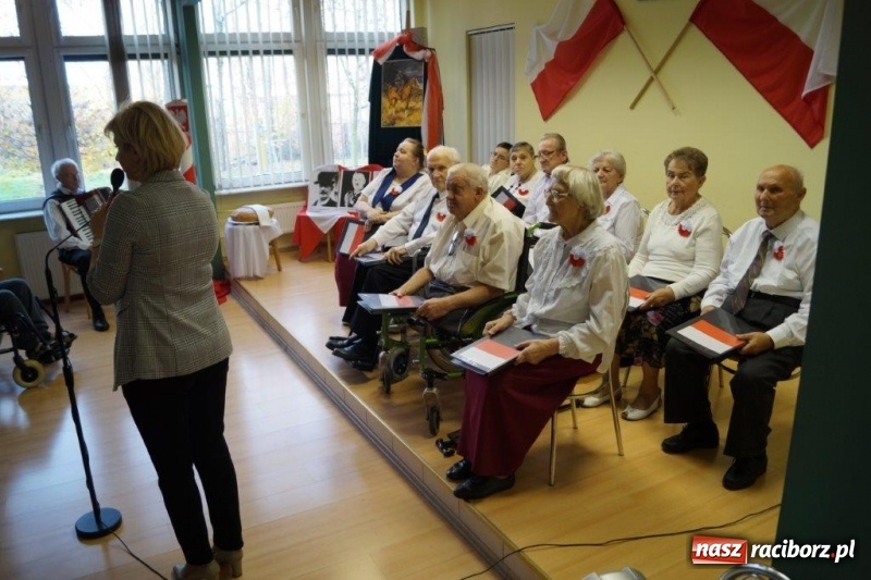 Zdjęcie w galerii na portalu naszraciborz.pl: Wielkie narodowe święto w Złotej Jesieni  wiadomości z regionu