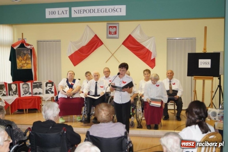 Zdjęcie w galerii na portalu naszraciborz.pl: Wielkie narodowe święto w Złotej Jesieni  wiadomości z regionu