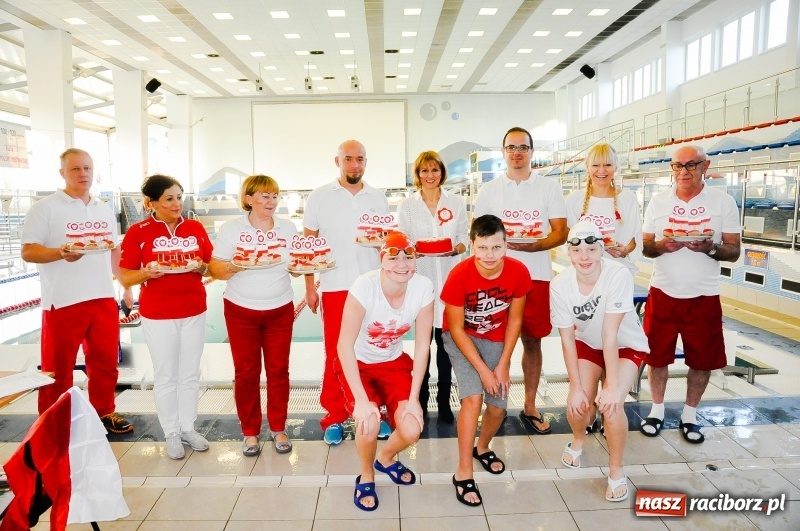 Zdjęcie w galerii na portalu naszraciborz.pl: ZSOMS. 100 x 100 metrów na 100-lecie Niepodległości FOTO i WIDEO wiadomości z regionu