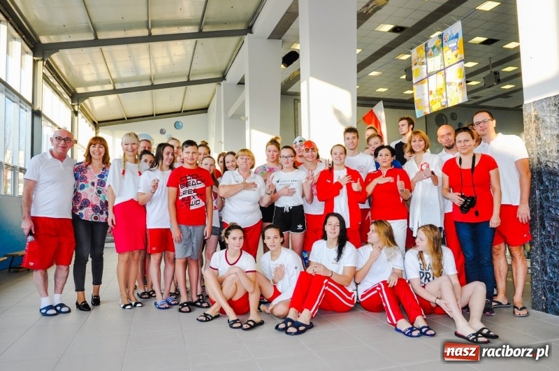 Zdjęcie w galerii na portalu naszraciborz.pl: ZSOMS. 100 x 100 metrów na 100-lecie Niepodległości FOTO i WIDEO wiadomości z regionu
