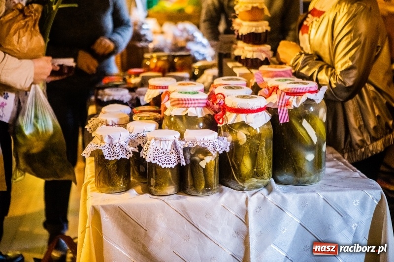 Zdjęcie w galerii na portalu naszraciborz.pl: Listopadowy Bio Bazar na Końcu Świata wiadomości z regionu