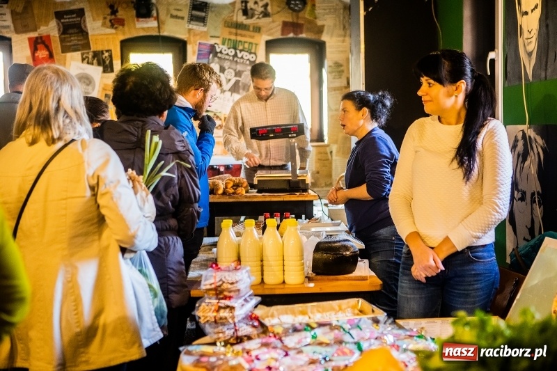 Zdjęcie w galerii na portalu naszraciborz.pl: Listopadowy Bio Bazar na Końcu Świata wiadomości z regionu