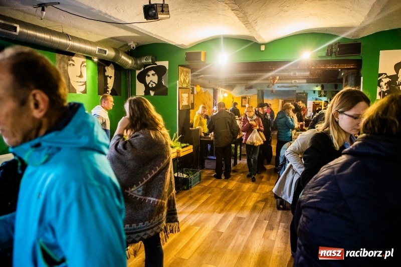 Zdjęcie w galerii na portalu naszraciborz.pl: Listopadowy Bio Bazar na Końcu Świata wiadomości z regionu