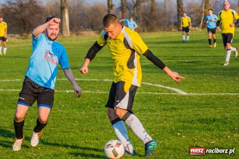 Zdjęcie w galerii na portalu naszraciborz.pl: B klasa. W Zabełkowie strzelali w końcówkach wiadomości z regionu