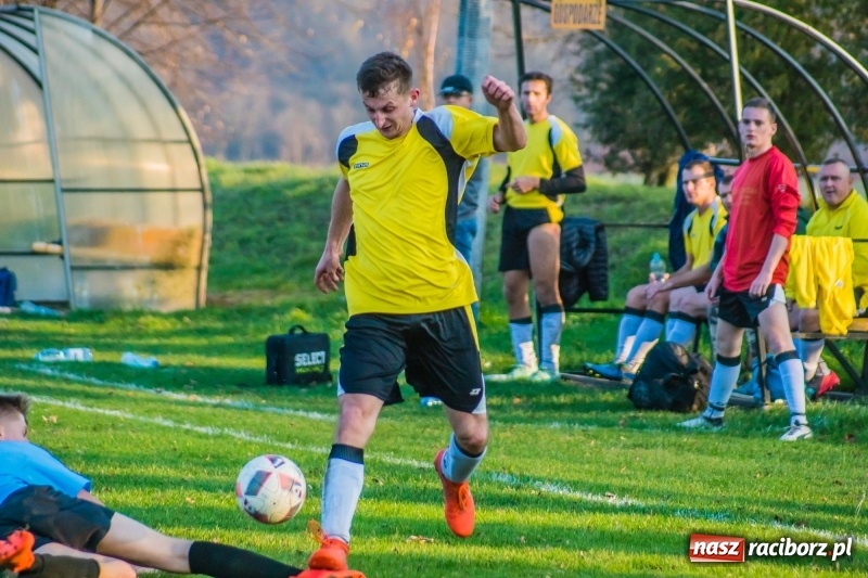 Zdjęcie w galerii na portalu naszraciborz.pl: B klasa. W Zabełkowie strzelali w końcówkach wiadomości z regionu