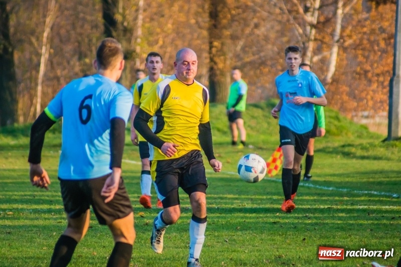 Zdjęcie w galerii na portalu naszraciborz.pl: B klasa. W Zabełkowie strzelali w końcówkach wiadomości z regionu