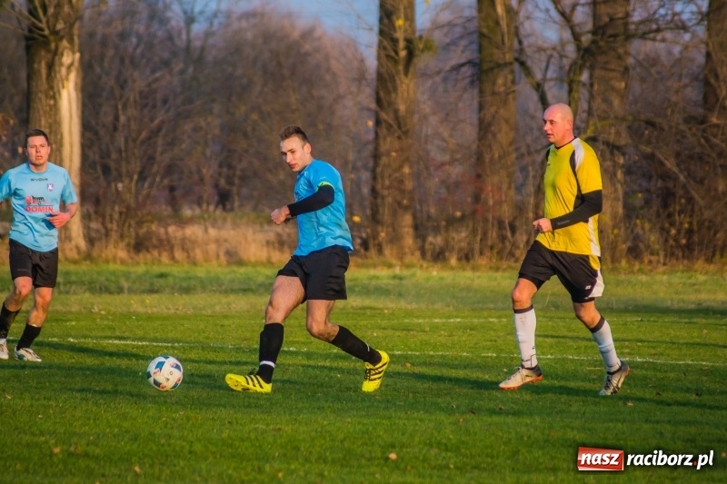 Zdjęcie w galerii na portalu naszraciborz.pl: B klasa. W Zabełkowie strzelali w końcówkach wiadomości z regionu
