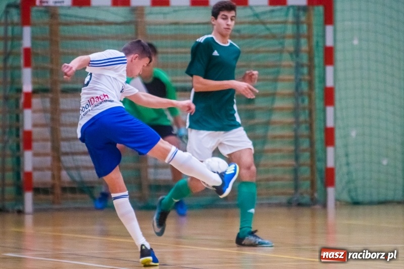 Zdjęcie w galerii na portalu naszraciborz.pl: Piłkarze halowi zainaugurowali nowy sezon wiadomości z regionu