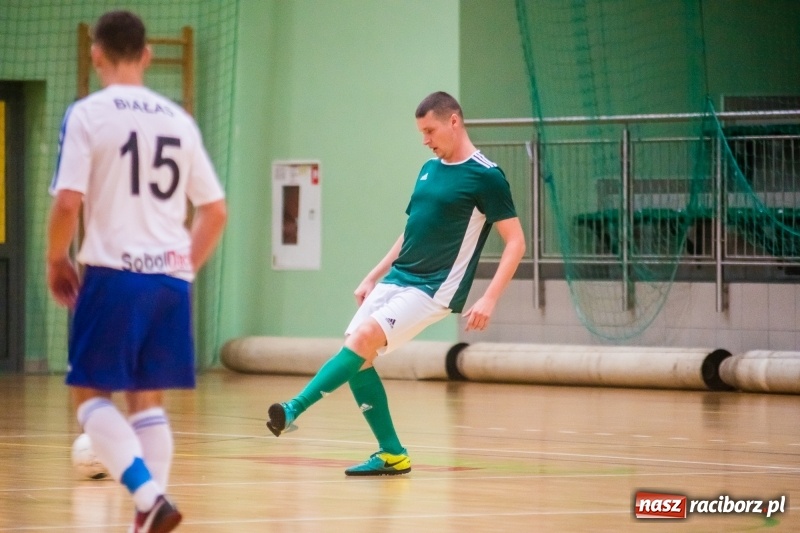 Zdjęcie w galerii na portalu naszraciborz.pl: Piłkarze halowi zainaugurowali nowy sezon wiadomości z regionu