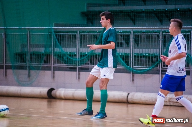 Zdjęcie w galerii na portalu naszraciborz.pl: Piłkarze halowi zainaugurowali nowy sezon wiadomości z regionu