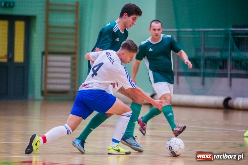 Zdjęcie w galerii na portalu naszraciborz.pl: Piłkarze halowi zainaugurowali nowy sezon wiadomości z regionu