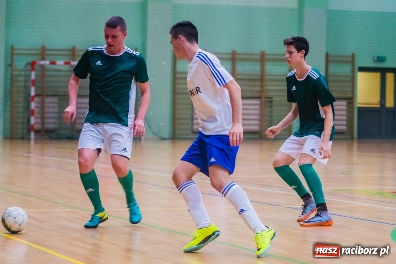 Zdjęcie w galerii na portalu naszraciborz.pl: Piłkarze halowi zainaugurowali nowy sezon wiadomości z regionu