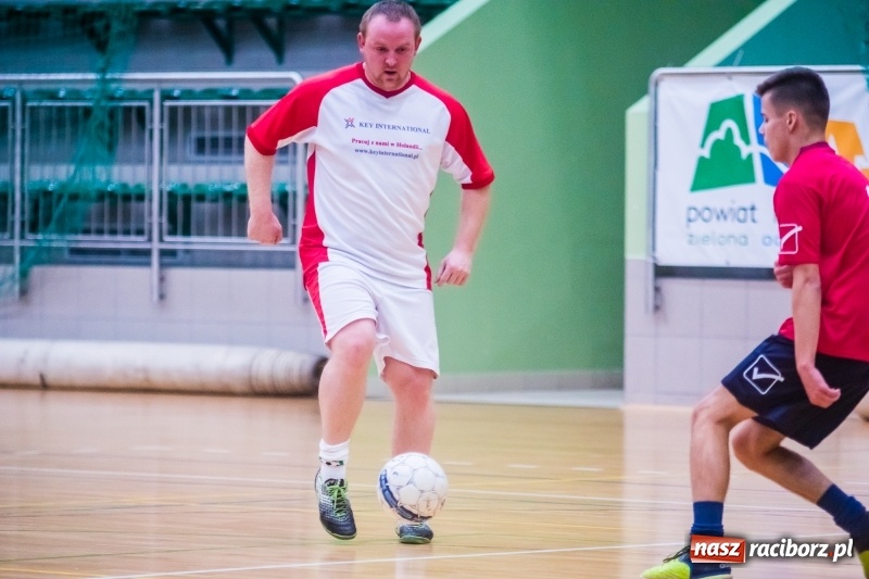 Zdjęcie w galerii na portalu naszraciborz.pl: Piłkarze halowi zainaugurowali nowy sezon wiadomości z regionu