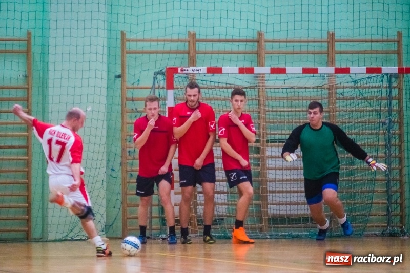 Zdjęcie w galerii na portalu naszraciborz.pl: Piłkarze halowi zainaugurowali nowy sezon wiadomości z regionu