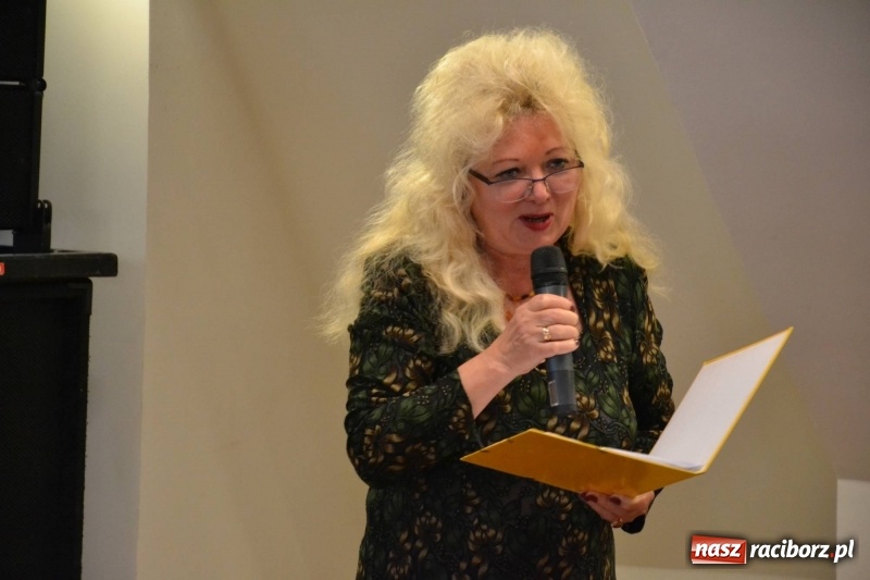 Zdjęcie w galerii na portalu naszraciborz.pl: Nie przydeptuj małych skrzydeł…Konferencja na zamku  wiadomości z regionu