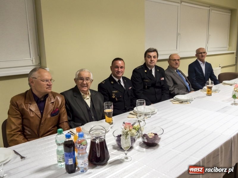 Zdjęcie w galerii na portalu naszraciborz.pl: Druhowie weterani spotkali się w Markowicach  wiadomości z regionu