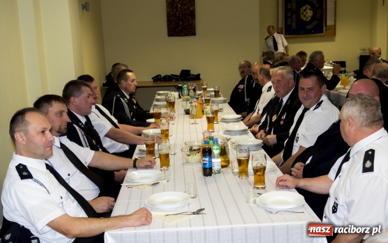 Zdjęcie w galerii na portalu naszraciborz.pl: Druhowie weterani spotkali się w Markowicach  wiadomości z regionu