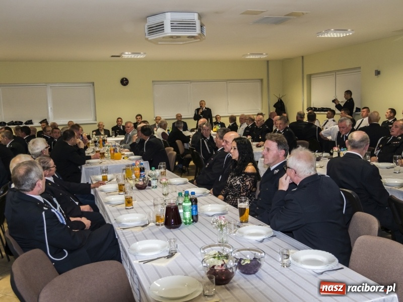 Zdjęcie w galerii na portalu naszraciborz.pl: Druhowie weterani spotkali się w Markowicach  wiadomości z regionu